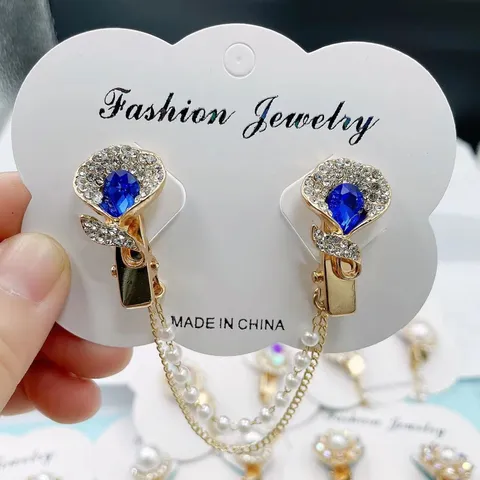 Clip de Cárdigan de Aleación de Diamantes de Imitación de Moda Coreana Elegante Clip de Bufanda Mariposa Ojo Turco Con Cadena de Perlas Artificial para Mujer