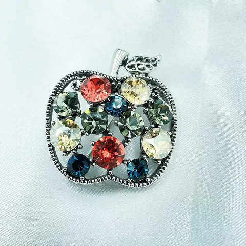 Vintage Alloy Rhinestone Apple Brooch Colorful Crystal Fruit Breastpin Cute Costume Lapel Pin Accessories For Coat Jacket Women Jewelry