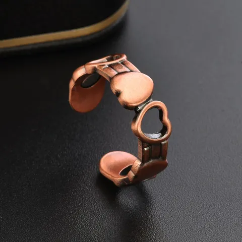 Fashion Luxury Copper Hollow Double Heart Open Ring Magnet Adjustable Geometric Ring Polished Electroplated Jewelry For Men Women