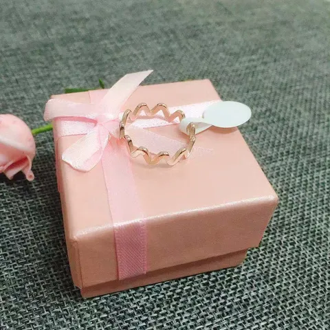 Minimalist Titanium Steel Wave Pattern Open Ring Gold Electroplated Rose Finger Jewelry Gift For Valentine Day Women
