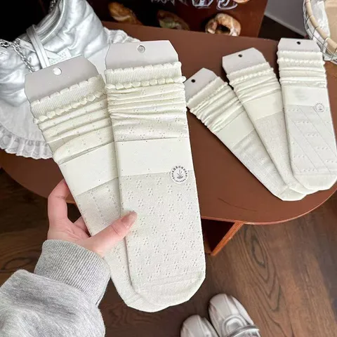 Damen Süß Spitzenrüsche Crew Socken Atmungsaktiv Baumwolle Süßes Muster Lässige Mode Strumpfwaren