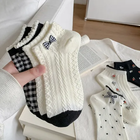 Damen Süße Schleife Rüsche Low Cut Socken Japanischer Stil Süß Baumwolle Casual Kurzsocken Tägliche Schuhe