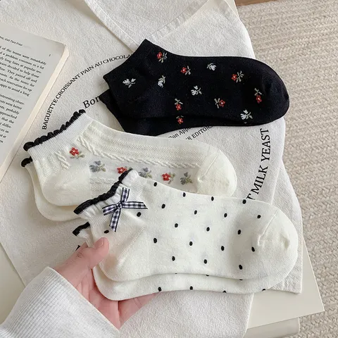 Damen Süße Schleife Rüsche Low Cut Socken Japanischer Stil Süß Baumwolle Casual Kurzsocken Tägliche Schuhe