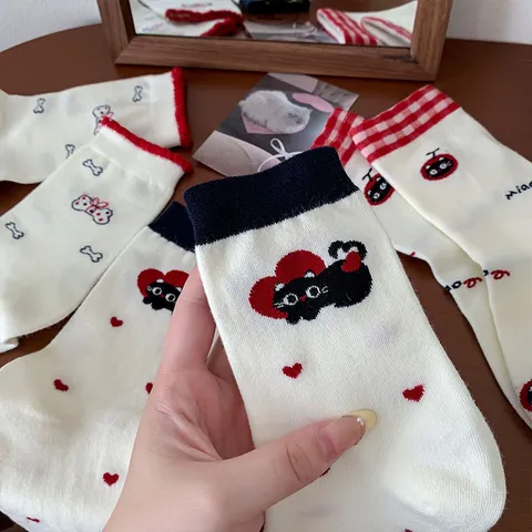 Damen Süße Cartoon Katze Hund Herz Blumen Crew Socken Süßer Japanischer Stil Lässige Baumwollsocken