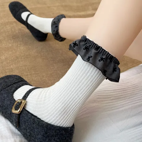 Damen Japanisch Lolita Rüschen Schleife Mittelhohe Socken Süß Baumwolle Lässig Mode Strumpfwaren