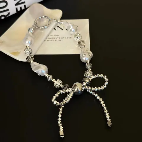 Elegante Kunstparel Strik Telefoon Lanyard Voor Vrouwen Kralen Anti-val Telefoonhoesje Decoratie Ketting Cadeau Tas Sleutelhanger
