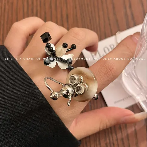 Handmade Beaded Flower Teapot Ring Y2K Sweet Cool Style Elastic Cord Ring French Chic Artificial Pearl Resin Alloy Finger Jewelry For Women