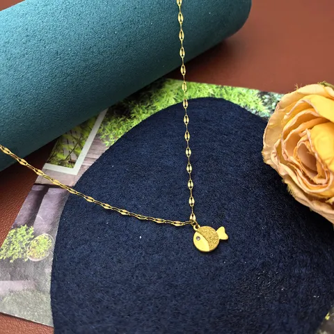 Collana con Ciondolo a Fiocco di Neve in Acciaio al Titanio Minimalista per Donna Girocollo Intagliato a Fiore Pesce Stella Trifoglio Gioielli