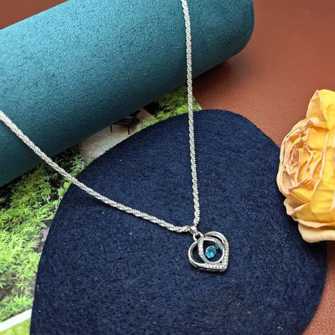 Collana a Catena Scintillante in Acciaio al Titanio Con Ciondolo in Strass Cuore Quadrifoglio Lucchetto Sacchetto Portafortuna Girocollo Donna