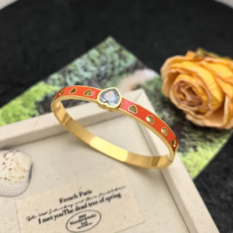 Bracciale Rigido da Donna in Acciaio al Titanio Smaltato a Cuore Gioielli Regalo Eleganti di Lusso Con Strass Intarsiati Geometrici Aperti