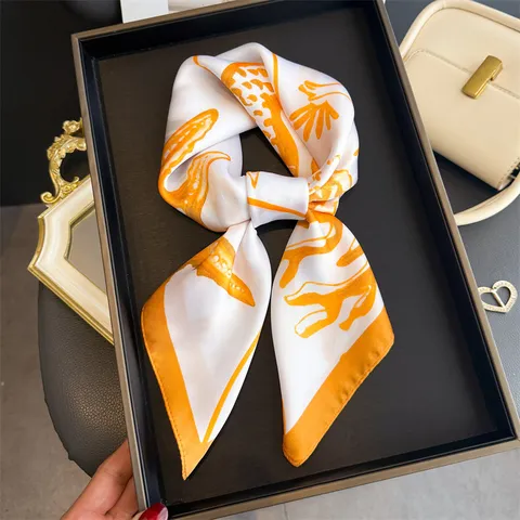 Women's Fashion Printed Polyester Square Scarf Beach Vacation Sunscreen Neckerchief Headscarf Elegant Scarf Accessory