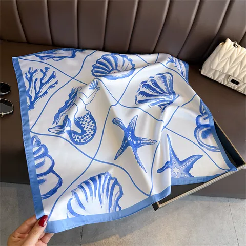 Women's Fashion Printed Polyester Square Scarf Beach Vacation Sunscreen Neckerchief Headscarf Elegant Scarf Accessory