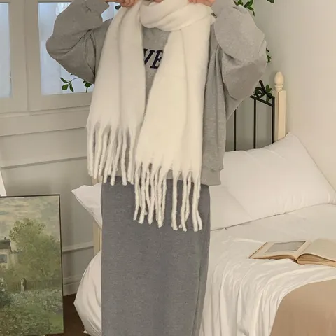 Women Winter Thickened Mohair Scarf Solid Color Tassel Warm Long Neck Scarf Casual Fashion Cold Weather Neckwear