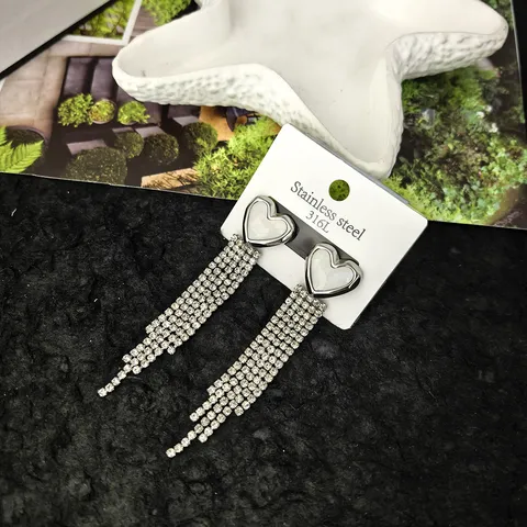 Orecchini a Bottone con Nappa a Stella e Cuore in Acciaio Inossidabile Strass Gioielli di Moda per Donna