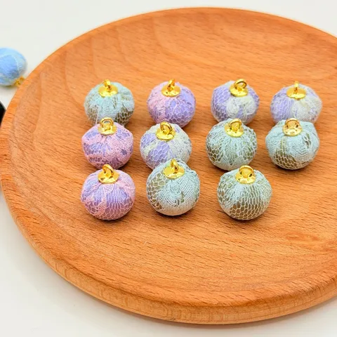 Perle Avvolte in Tessuto Sfere Rotonde in Raso Pizzo Con Anello in Metallo Dorato Creazione di Gioielli DIY Accessori per Abbigliamento