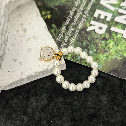 Korean Fashion Titanium Steel Artificial Pearl Elastic Ring For Women Simple Gold Smile Face Charm Stretch Ring Dainty Jewelry Gift
