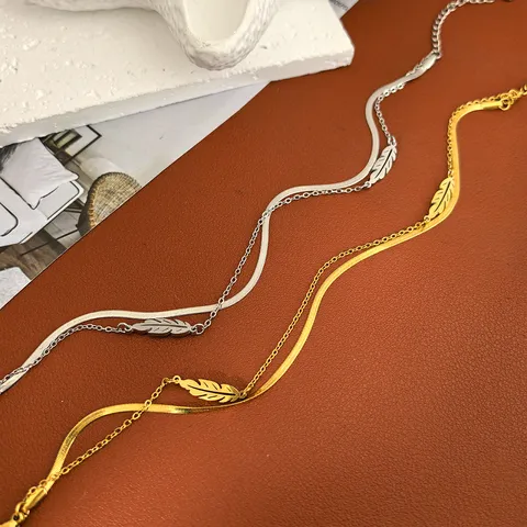 Cavigliera con Pendente a Piuma Estetica per Donna in Acciaio Inossidabile Catena a Serpente a Strati Cavigliera Bracciale Gioielli Regalo Oro Argento Accessori