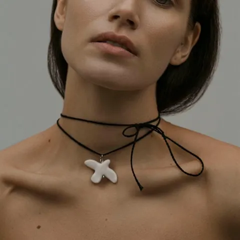 Trendy Keramiek Vredesduif Hanger Ketting Voor Vrouwen Elegante Kunstparel Truiketting Verstelbare Riem Koord Accessoire