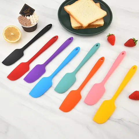 Silicone Spatula Baking Tool Non Stick Heat Resistant Kitchen Spatula For Cake Cream Scraping And Cooking
