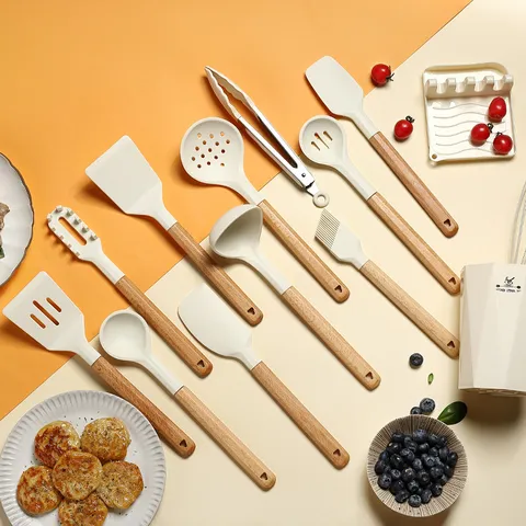 Silicone Kitchen Utensils Set With Wooden Handle Heat Resistant Cooking Spatula Soup Spoon Kitchen Tools Set Home Cookware