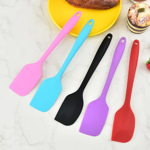 Silicone Spatula Kitchen Baking Tool One Piece Heat Resistant Butter Scraper Cream Spatula Kitchen Cooking Utensils