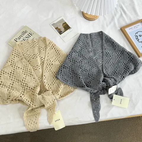 Pañuelo Triangular de Punto de Ganchillo Retro para Mujer Chal Calado de Superposición para la Moda Diaria Chal Ligero