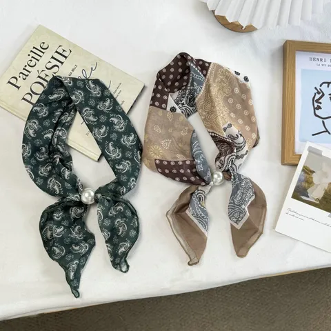 Women Vintage Paisley Printed Satin Scarf Elegant Silk Feeling Neck Scarf With Artificial Pearl Ring Headband Hair Band Ribbon For Shirt Decor