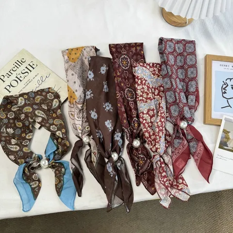 Retro Printed Small Square Scarf With Artificial Pearl Buckle Red Color Blocked Polyester Silk Feel Neck Scarf Streamer For Women