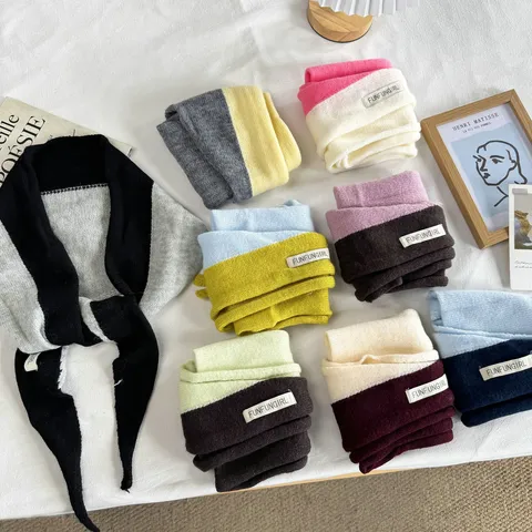 Women Contrast Color Knitted Scarf Vibrant Dopamine Tone Triangle Neck Warmer Soft Winter Warm Neck Gaiter Fashion Neckwear Accessories