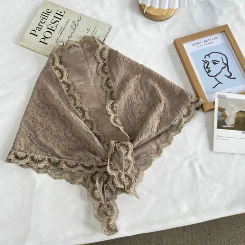 Koreanischer Stil Spitze Dreieck Schal Für Damen Vintage Plissee Taille Wickelrock Butt Flap Layering Zubehör Einfarbig Leichter Schal