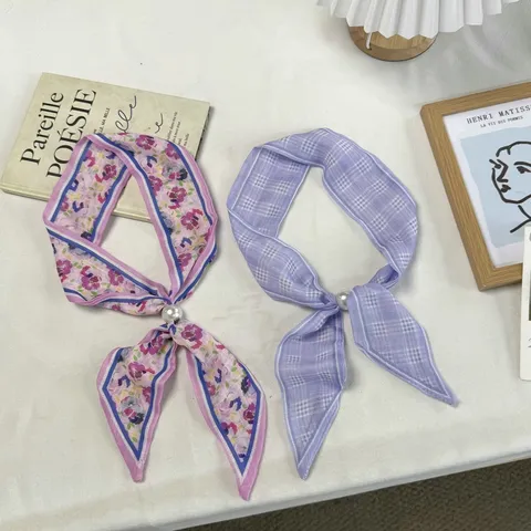 Retro Dames Bloemenprint Polyester Sjaal Ketting Met Kunstparel Frans Elegant Veelzijdige Zijden Sjaal Accessoire