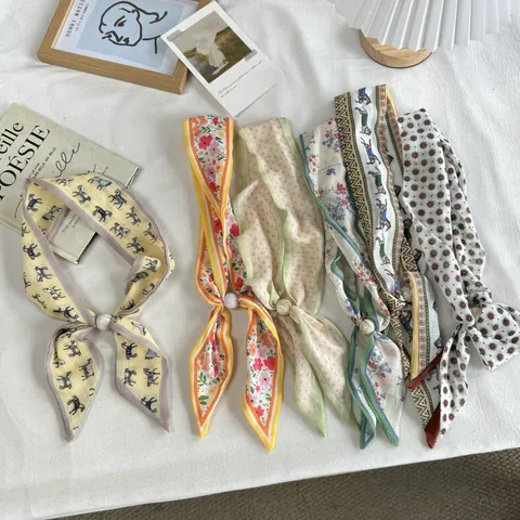 Vintage Floral Print Satin Scarf Necklace For Women Elegant Fabric Neck Scarf With Artificial Pearl Beads Horse Pattern Accessories