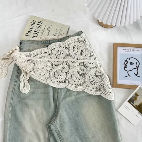 Estilo Coreano Retro Cachemira Blanco Encaje Calado Pañuelo Triangular Para Mujeres Primavera Verano Ganchillo Decorativo Cintura Wrap Top