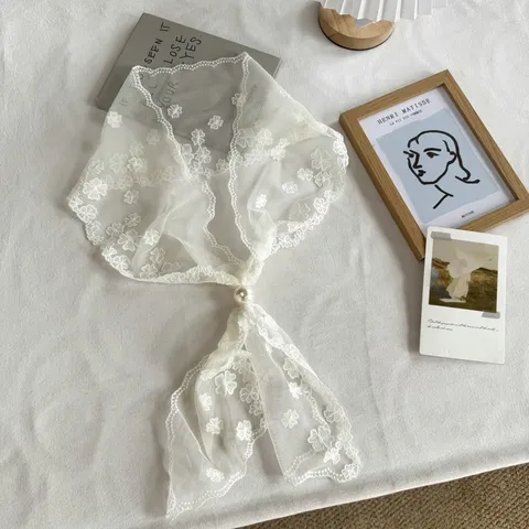 Elegant White Lace Trim Scarf For Women Delicate Bead Accent Decorative Neckerchief Versatile Minimalist Sweet Mesh Collar Bandana Wrap