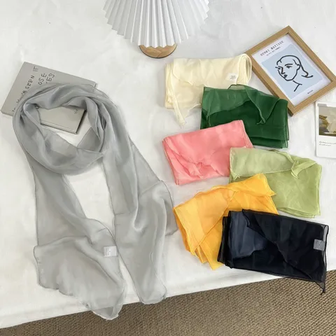 Écharpe Fine de Couleur Unie pour Femmes Châle en Poliester Léger Foulard Élégant Mode Été Printemps Écharpe Voile Uni