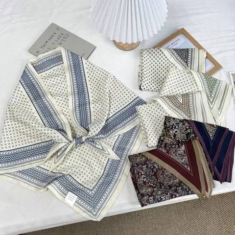 Foulard Triangle Vintage en Poliestere Imprimé Géométrique Paisley Bandana Cheveux Écharpe Châle Multifonctionnel pour Femme