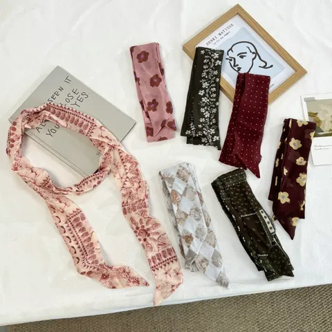 Dames Artistiek Olieverfstijl Bloemen Lange Sjaal Vintage Bloemenprint Neklint Haarband Streamer Mode Decoratieve Sjaal