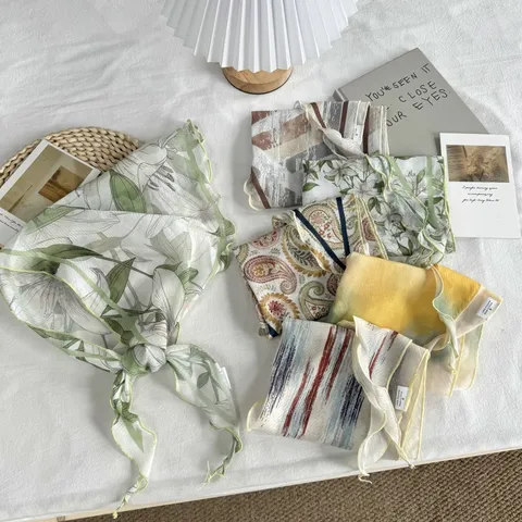Women Multifunctional Polyester Triangle Bandana Headscarf Printed Scarf Floral Paisley Tie-Dye Waist Wrap Thin Scarf Everyday Casual Hair Accessory