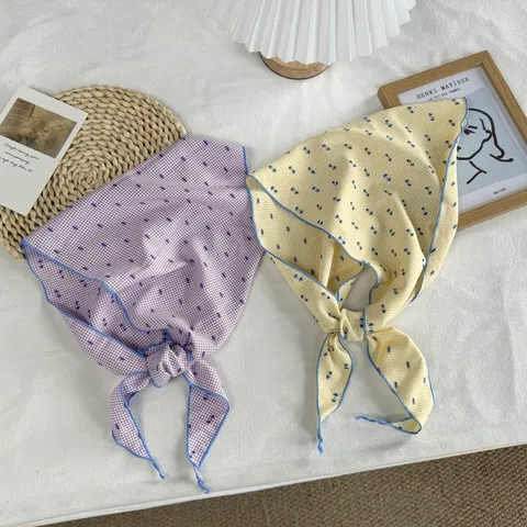 Vintage Polka Dot Triangle Scarf For Women Polyester Plaid Neck Decorative Kerchief Versatile Lightweight Headscarf Neckwear