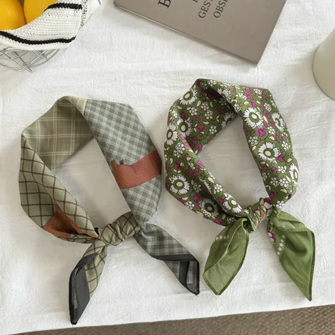Japanese Retro Cotton Checkered Scarf For Women Spring Autumn Cartoon Dog Small Square Neckerchief Versatile Printed Bandana Accessory