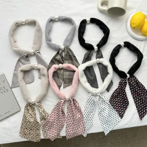 Women Plush Scarf With Artificial Pearl Magnetic Buckle Satin Ribbon Neckwear Patchwork Pattern Sweet Warm Scarf Holiday Accessory Jewelry Neck Scarf