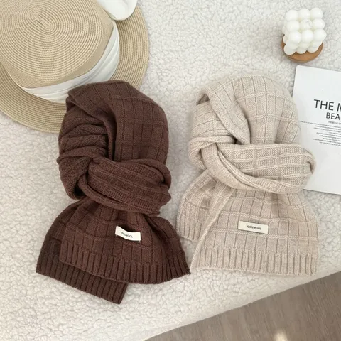 100% Wool Plaid Scarf For Women Classic Checkered Pattern Winter Warm Neck Wrap Soft Knitting Scarf Elegant Autumn Accessory