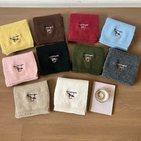 Cute Dachshund Embroidery Knitted Scarf For Women Winter Warm Soft Neck Protector Daily Casual Couple Neck Scarf