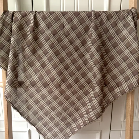 Foulard Carré Rétro Imprimé Floral et Carreaux Géométriques Avec Bordure en Dentelle Foulard de Cou Minimaliste Pour Femme