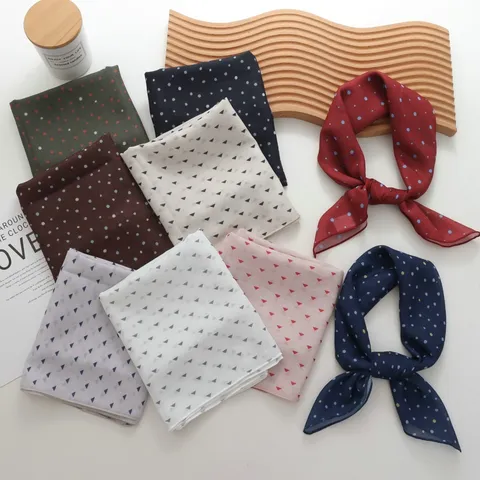Vintage Polka Dot Square Scarf Women Fashion Polyester Neck Scarf Geometric Printed Head Scarf Daily Decorative Wrap
