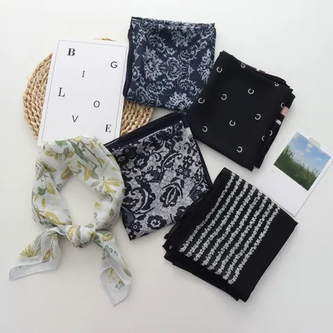 French Vintage Botanical Floral Printed Polyester Square Scarf Fashion Satin Chiffon Decorative Head Scarf Neck Neckchief For Women Casual Daily Accessory