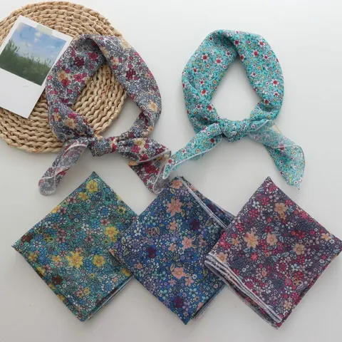 Fresh Pastoral Style Cotton Blend Ditsy Floral Square Scarf Women Elegant Comfortable Soft Decorative Small Neck Scarf Bandana