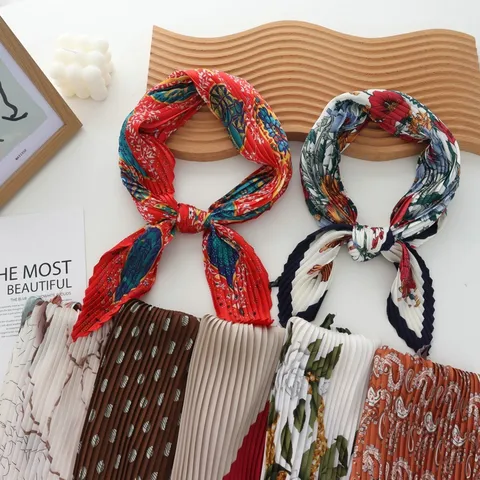 Foulard Carré Plissé pour Femmes Mode Imprimé Tour de Cou Élégant Bandeau Ruban de Sac à Main Bureau Châle Foulard