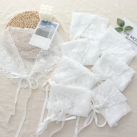 Sweet Lace Trim Triangle Headscarf For Women Floral Heart Pattern Hollow Out Bandana Wrap Sheer Mesh Layering Scarf Accessory