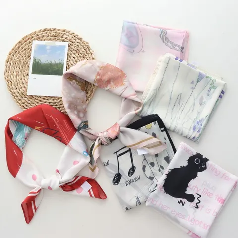 Sweet Heart Print Square Scarf For Women Polyester Silk Like Headscarf Cute Cat Floral Print Bandana Accessories